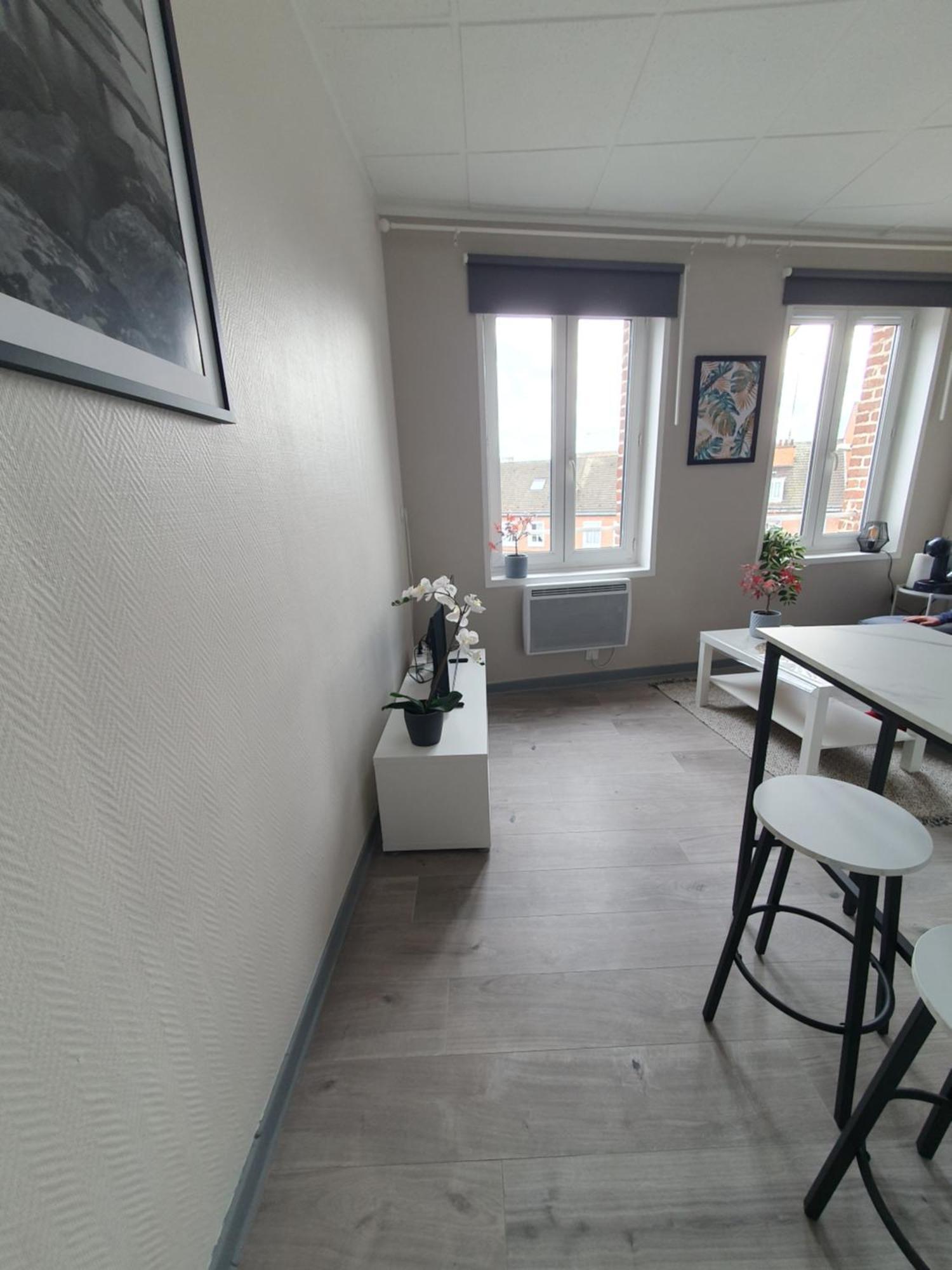 C5 Charmant Petit Deux Pieces Centre Ville كامبراي المظهر الخارجي الصورة